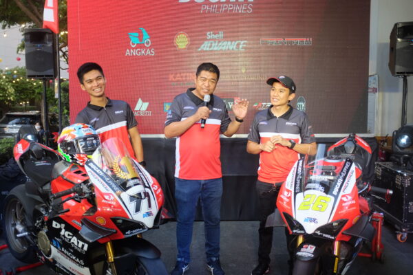 , Access Plus Racing lance une offre pour une victoire du championnat PSBK 3 de suite avec la Ducati Panigale V4 R 2023 Spec